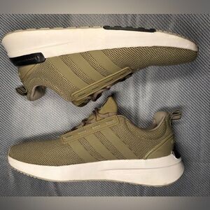 Adidas RACER TR21 SHOES size 8